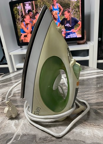 Yeşil Buharlı Ütü - Görsel 5