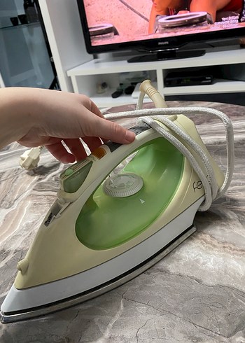 Yeşil Buharlı Ütü - Görsel 7