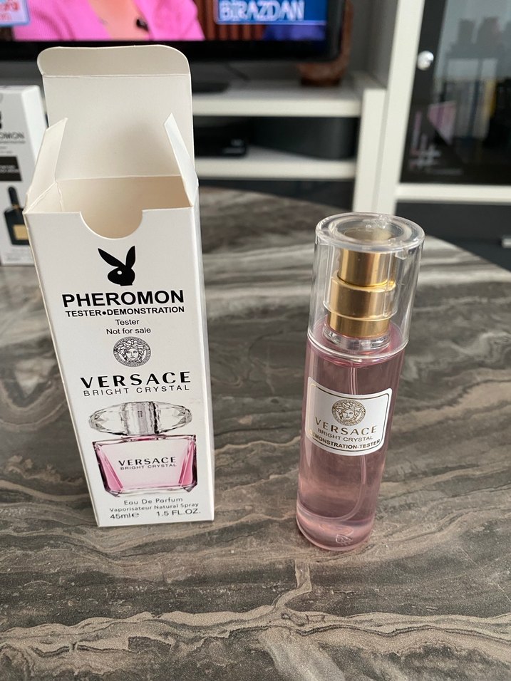 Versace Bright Crystal Kadın Parfümü 45 ml - Görsel 2