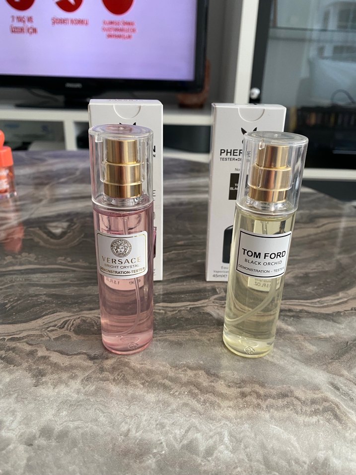 Versace ve Tom Ford Kadın Parfüm Seti - Görsel 2
