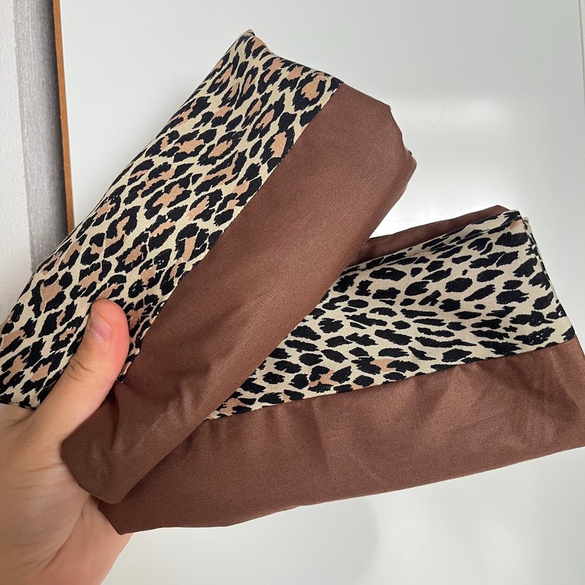 Kahverengi Leopar Desenli Modern Yastık - Görsel 2