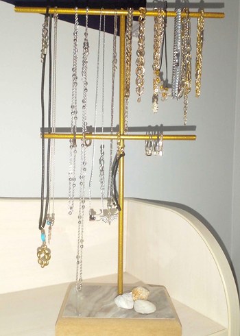 Accessorize Zincir Detaylı Altın Renkli Kadın Takı organizer