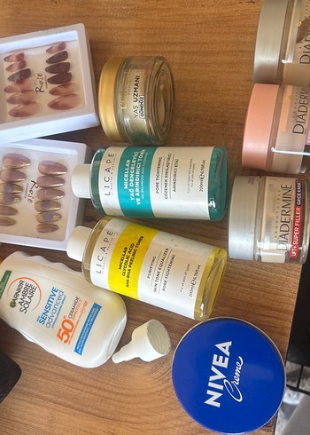 Nivea, Diadermine ve L'Oréal Cilt Bakım Seti - Görsel 3