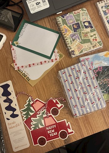 Çeşitli Desenli ve Renkli Not Defterleri - Görsel 2