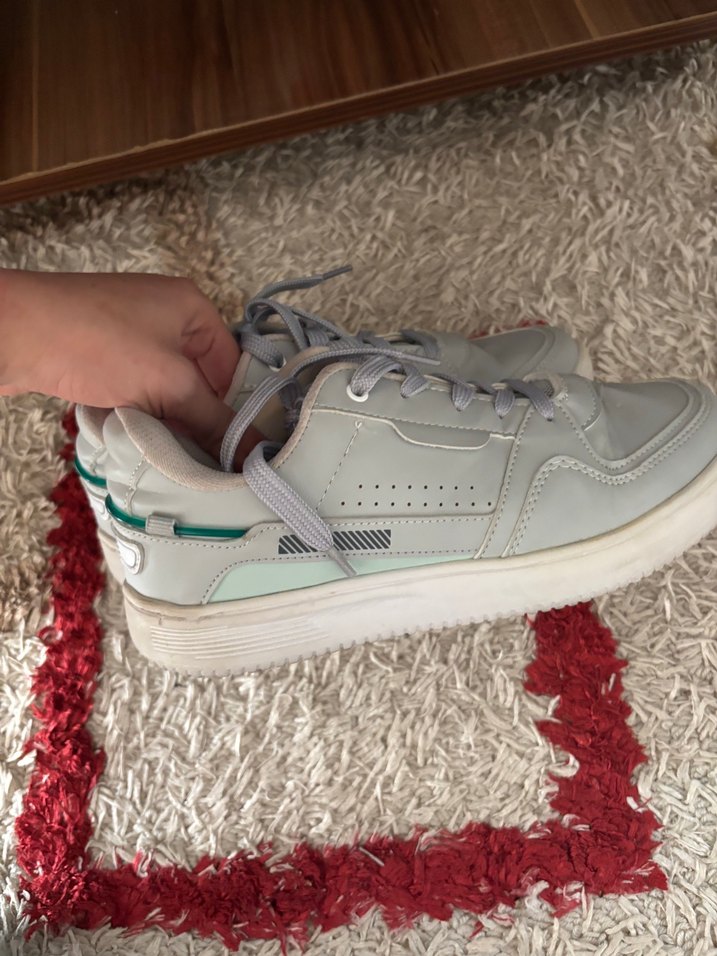 Gri Bağcıklı Kadın Spor Ayakkabı derimod - Görsel 2