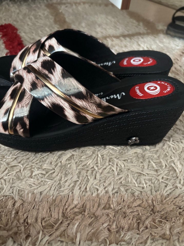 Kahverengi Zebra Desenli Kadın Dolgu Topuk Terlik - Görsel 2