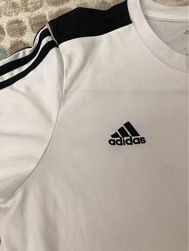 Diğer erkek adidas forma m beden