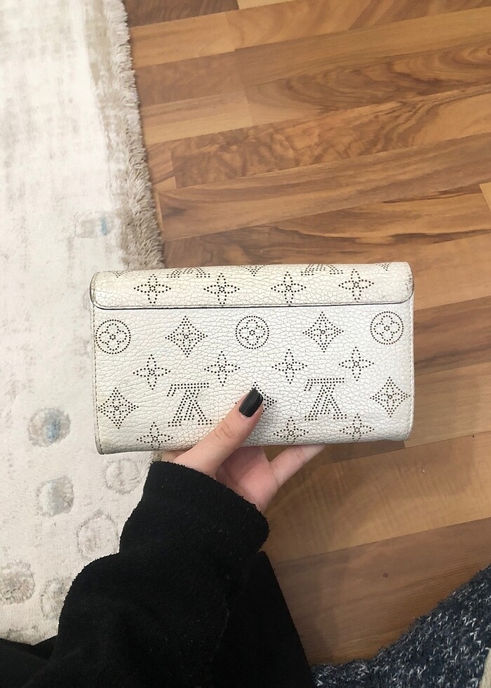 LV beyaz buyuk boy kadin cuzdan - Görsel 4