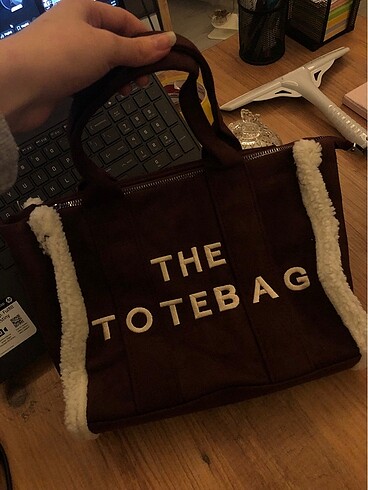 bordo the tote bag