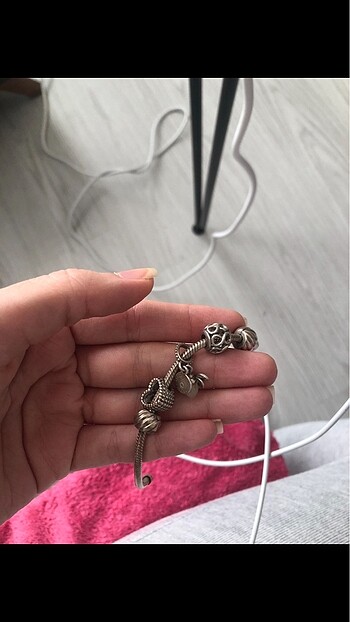 Beden Pandora & charm