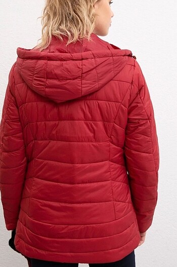 Bershka mont