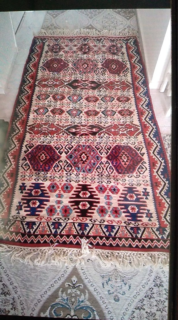 Koyu Tonlu Çok Renkli Desenli Halı kök boyası hakiki el dokumasi - Görsel 2