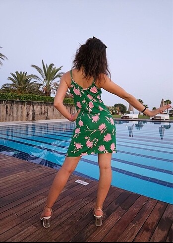 m Beden Bershka -Elbise