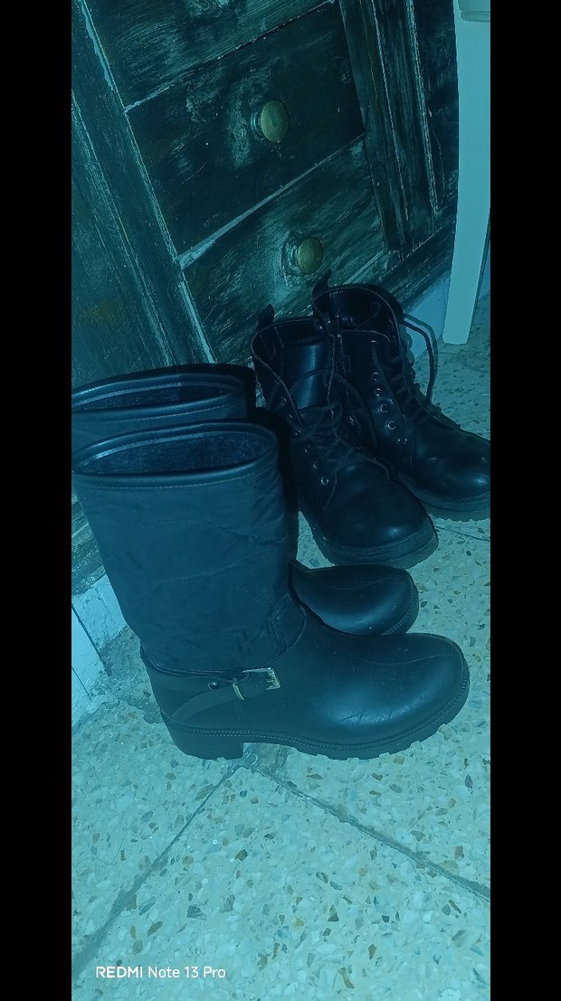 Siyah kız Erkek Kauçuk Bot - Görsel 4