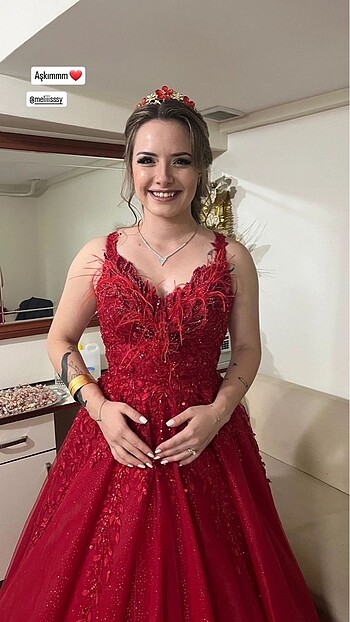Kınalık Nişanlık Abiye Elbise