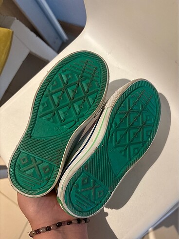26 Beden Benetton kız çocuk ayakkabı