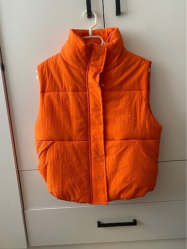 LC Waikiki turuncu crop şişme yelek