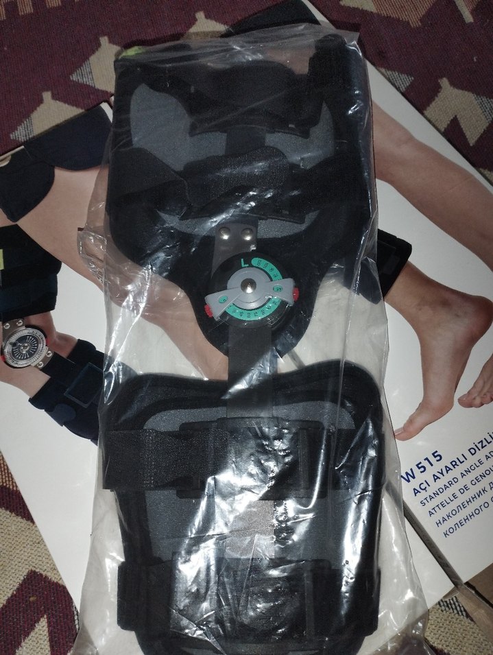 Ayarlanabilir Siyah Dizlik W515 Velcro Bantlı - Görsel 3