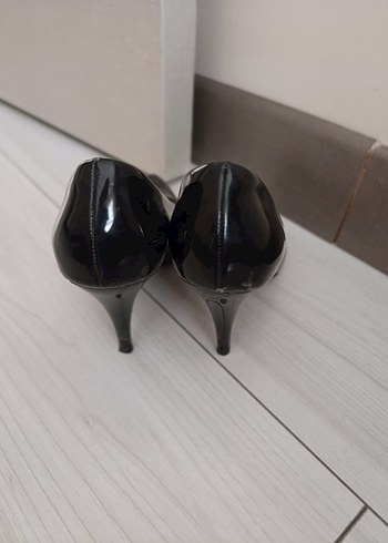 Diğer Diger Siyah Rugan Stiletto Topuklu Kadın Ayakkabı