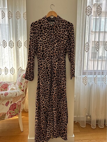 Zara kadın leoparlı uzun elbise