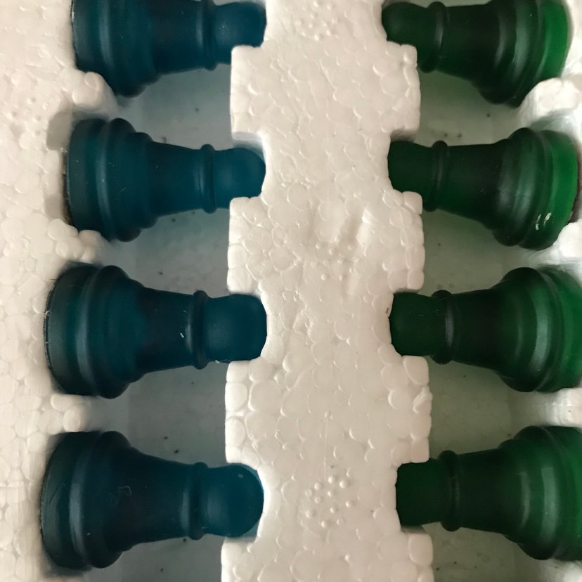 Renkli Cam Satranç Takımı - Görsel 3