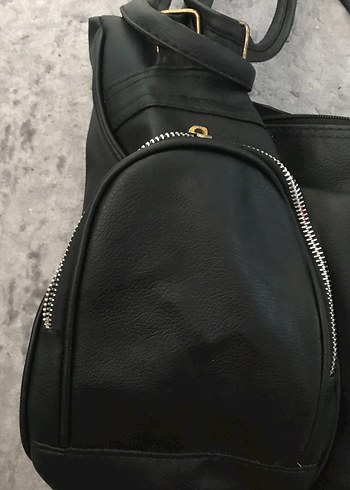 Siyah Deri Tokalı Kadın Çanta - Görsel 2