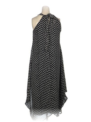 l Beden PreLoved Uzun Elbise %70 İndirimli.