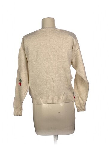 38 Beden PreLoved Hırka %70 İndirimli.