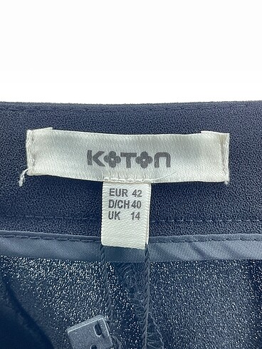42 Beden siyah Renk Koton Kumaş Pantolon %70 İndirimli.