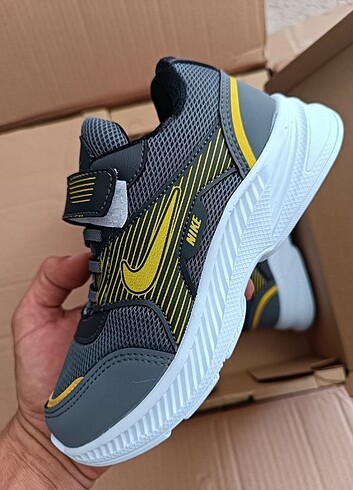 Nike çocuk spor ayakkabı 