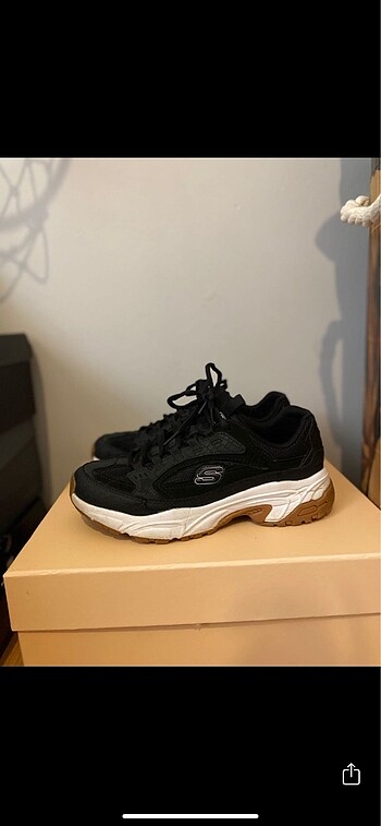 37 Beden Skechers Stamina 37 siyah