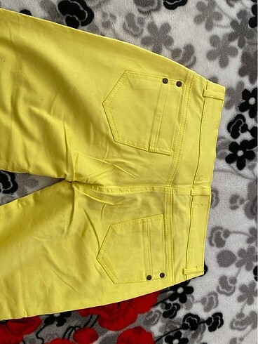 38 Beden sarı Renk Pantolon