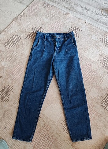 Markasız mom jean