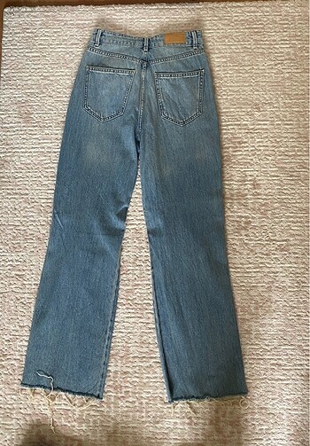 36 Beden Stradivarius straight jean