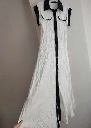 Kadın Siyah-Beyaz Pliseli Uzun Keten Elbise - Görsel 3