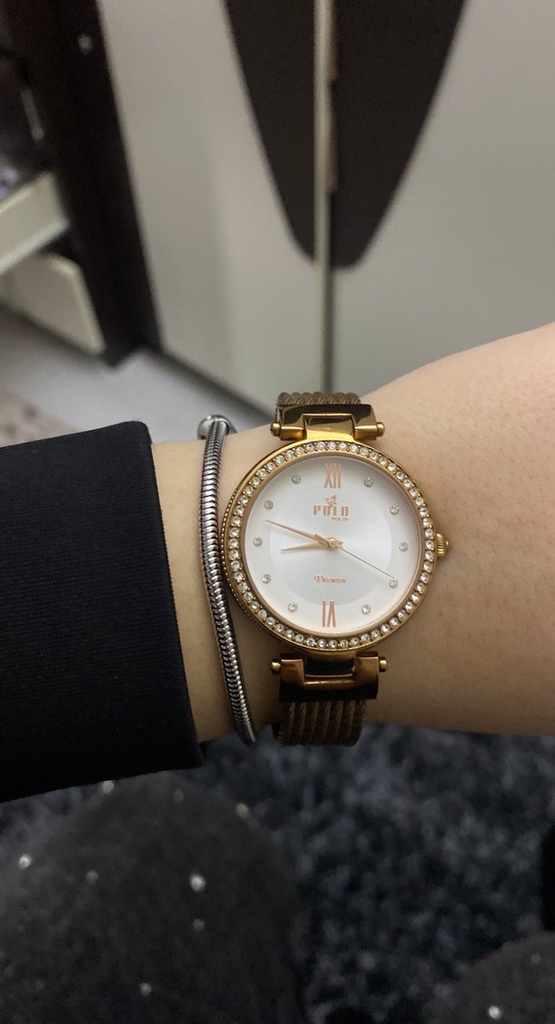 Altın Renkli Kadın Klasik Kol Saati - Görsel 3