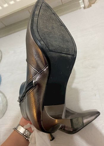 Gri Deri Stiletto Topuklu Kadın Bot - Görsel 3