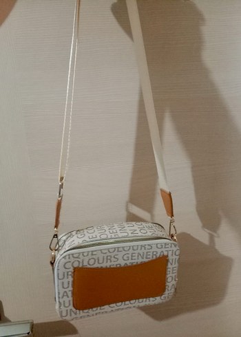 Beyaz Baskılı Kadın Deri Çapraz Çanta - Görsel 2