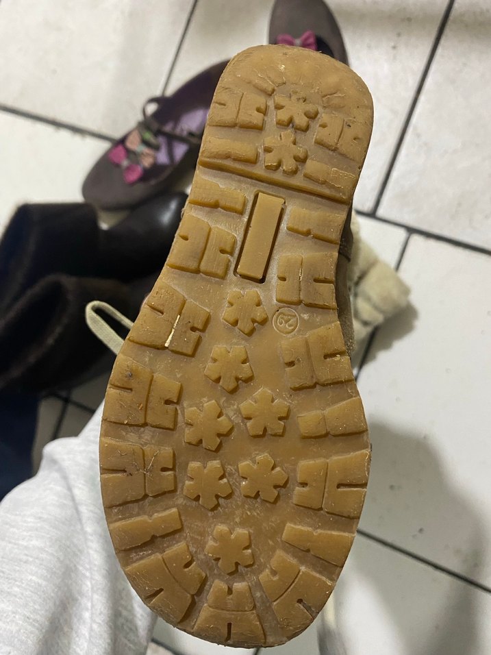 Kız çocuk bot - Görsel 2