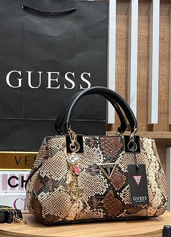 GÜESS MİNİ BAG NEW ?? 17 CM ??27 CM 