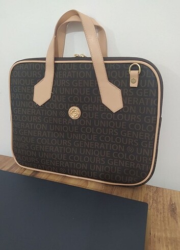 Evrak çantası Laptop tablet çantası Ölçüleri 36*27 cm Kod 100