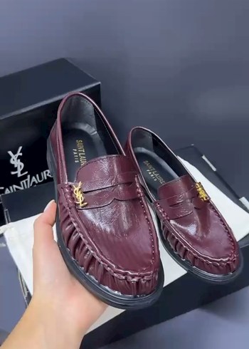 Yves Saint Laurent Numaralar Mevcuttur