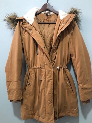 H&M Mont