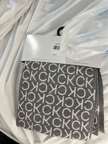  Beden Calvin klein atkı bere takımı