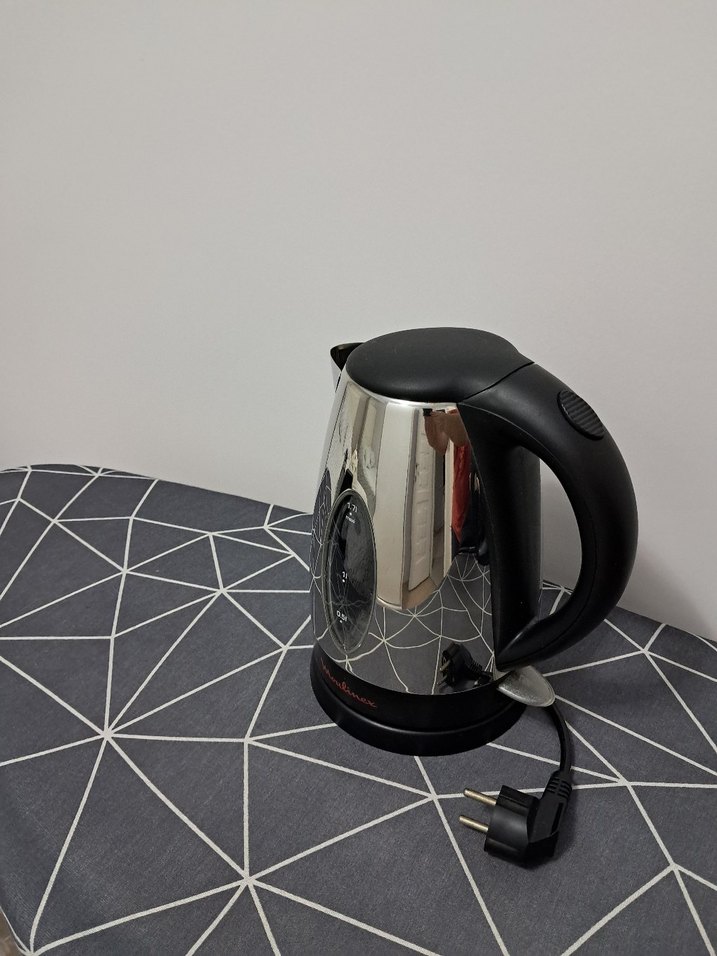 Siyah Saplı Gri Elektrikli Su Isıtıcısı moulinex - Görsel 2