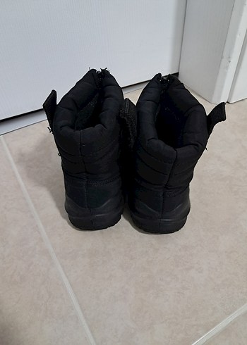 Erkek Çocuk Siyah Kaydırmaz Bot - Görsel 5