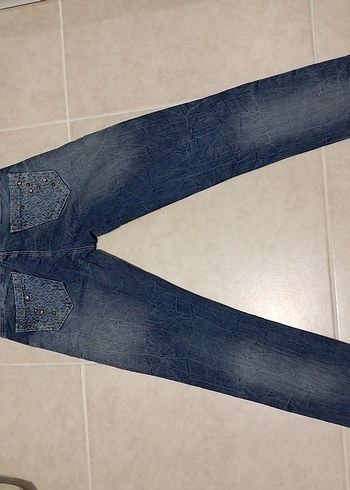 Parlak Payet Detaylı Mavi Kadın Jean - Görsel 3