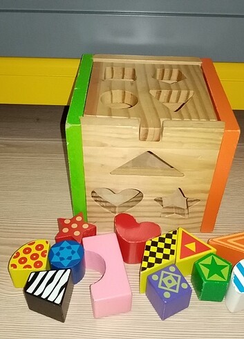 Ahşap tahta oyuncaklar