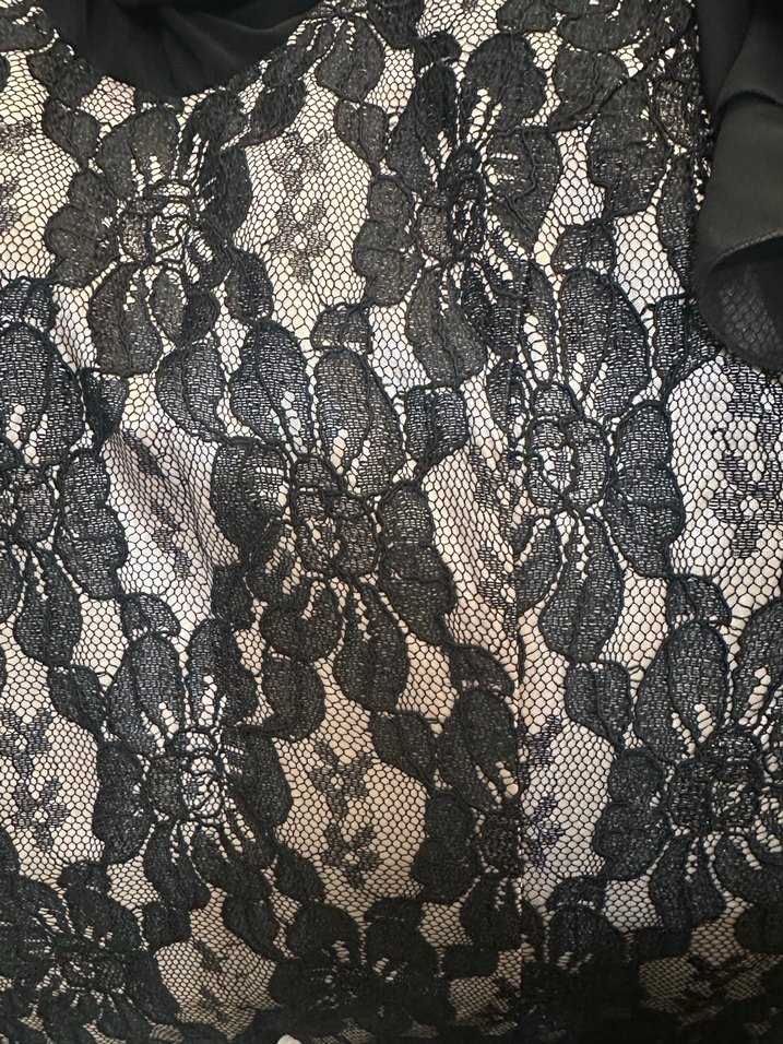 Dantel Detaylı Siyah Midi Gotik Elbise - Görsel 4