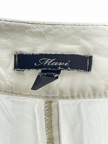 xs Beden beyaz Renk Mavi Jeans Düz Kesim %70 İndirimli.